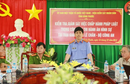 Kiểm sát tại Tống Lê chân