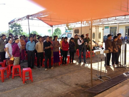 Phiên tòa