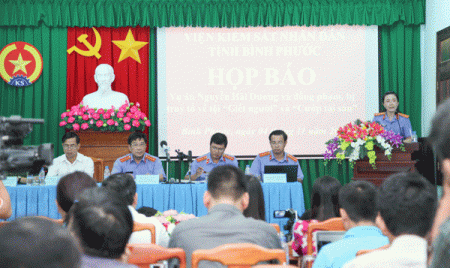 hinh buổi Họp báo