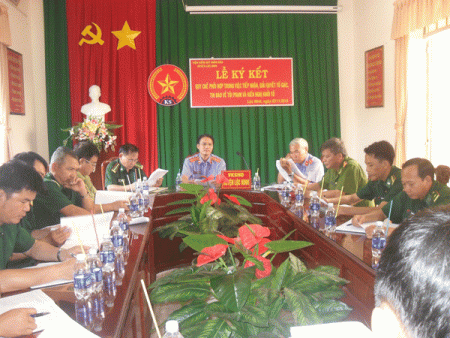 hinh buổi họp