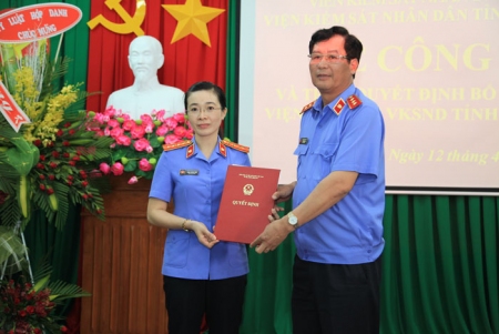 hinh buổi lễ