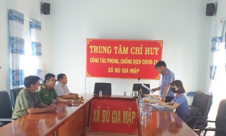 Viện kiểm sát nhân dân huyện Bù Gia Mập tiến hành trực tiếp kiểm sát việc thi hành án hình sự tại UBND xã Phước Minh và UBND xã Bù Gia Mập.