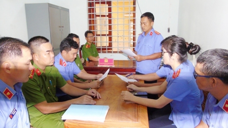 Viện kiểm sát nhân dân thị xã Chơn Thành, tỉnh Bình Phước trực tiếp kiểm sát Nhà tạm giữ Công an thị xã Chơn Thành, tỉnh Bình Phước, Quý 1 năm 2023