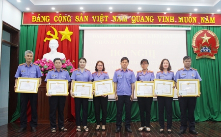Hội nghị tổng kết công tác đảng năm 2022, triển khai nhiệm vụ công tác năm 2023