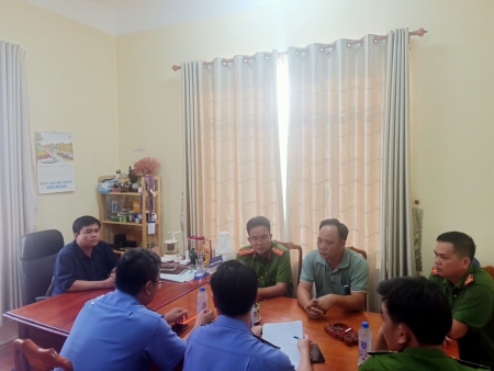 Trực tiếp kiểm sát việc thi hành án hình sự tại UBND xã, thị trấn trên địa bàn huyện Hớn Quản