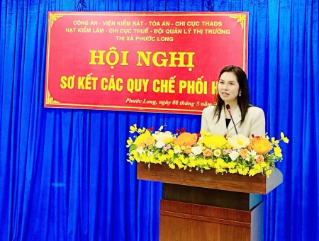Đ/c Huỳnh Thị Thùy Trang phát biểu chỉ đạo Hội nghị
