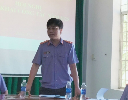 Đ/c Đỗ Văn Quyết phát biểu