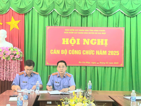 Hội nghị cán bộ, công chức và người lao động năm 2025