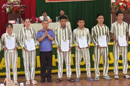 Viện kiểm sát nhân dân tỉnh Bình Phước tiến hành trực tiếp kiểm sát việc thực hiện Quyết định đặc xá tại Trại giam Tống Lê Chân, Bộ Công an