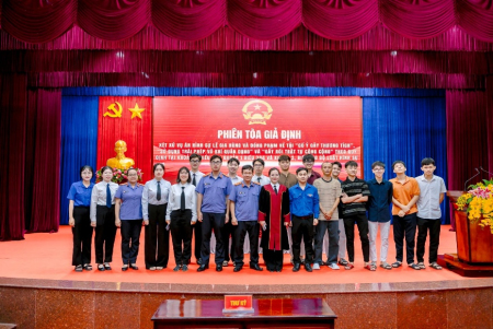 Viện kiểm sát nhân dân khu vực 6 - Đồng Nai phối hợp tổ chức phiên tòa giả định tuyên truyền pháp luật về phòng, chống bạo lực học đường và dư luận tiêu cực trên không gian mạng