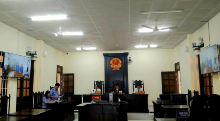 VKSND Khu vực 13, thành phố Đồng Nai phối hợp tổ chức phiên tòa trực tuyến, rút kinh nghiệm vụ án “Buôn bán, vận chuyển hàng cấm”