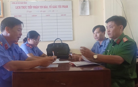 hình buổi kiểm sát