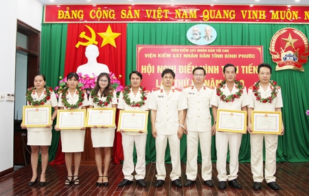 hình hội nghị