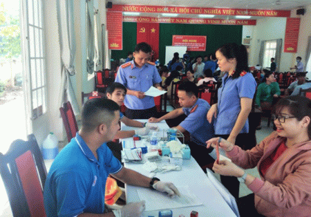 hình ảnh buổi hiến máu