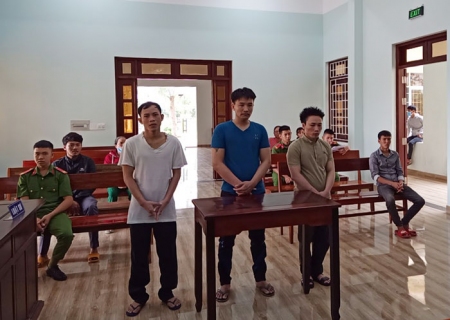 các bị cáo tại phiên tòa
