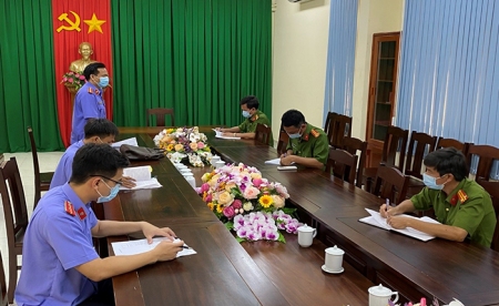hình buổi kiểm sát