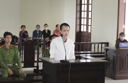 hình ảnh phiên tòa
