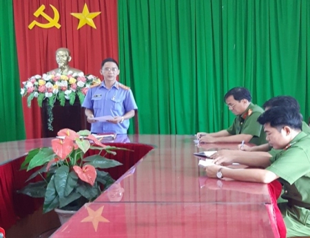 hình buổi kiểm sát