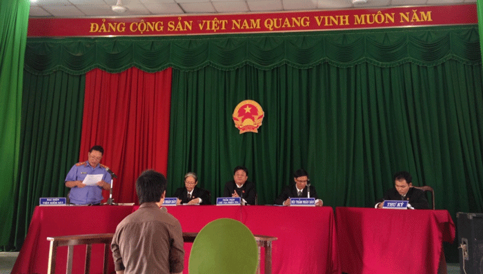 Hình phiên Tòa xét xử