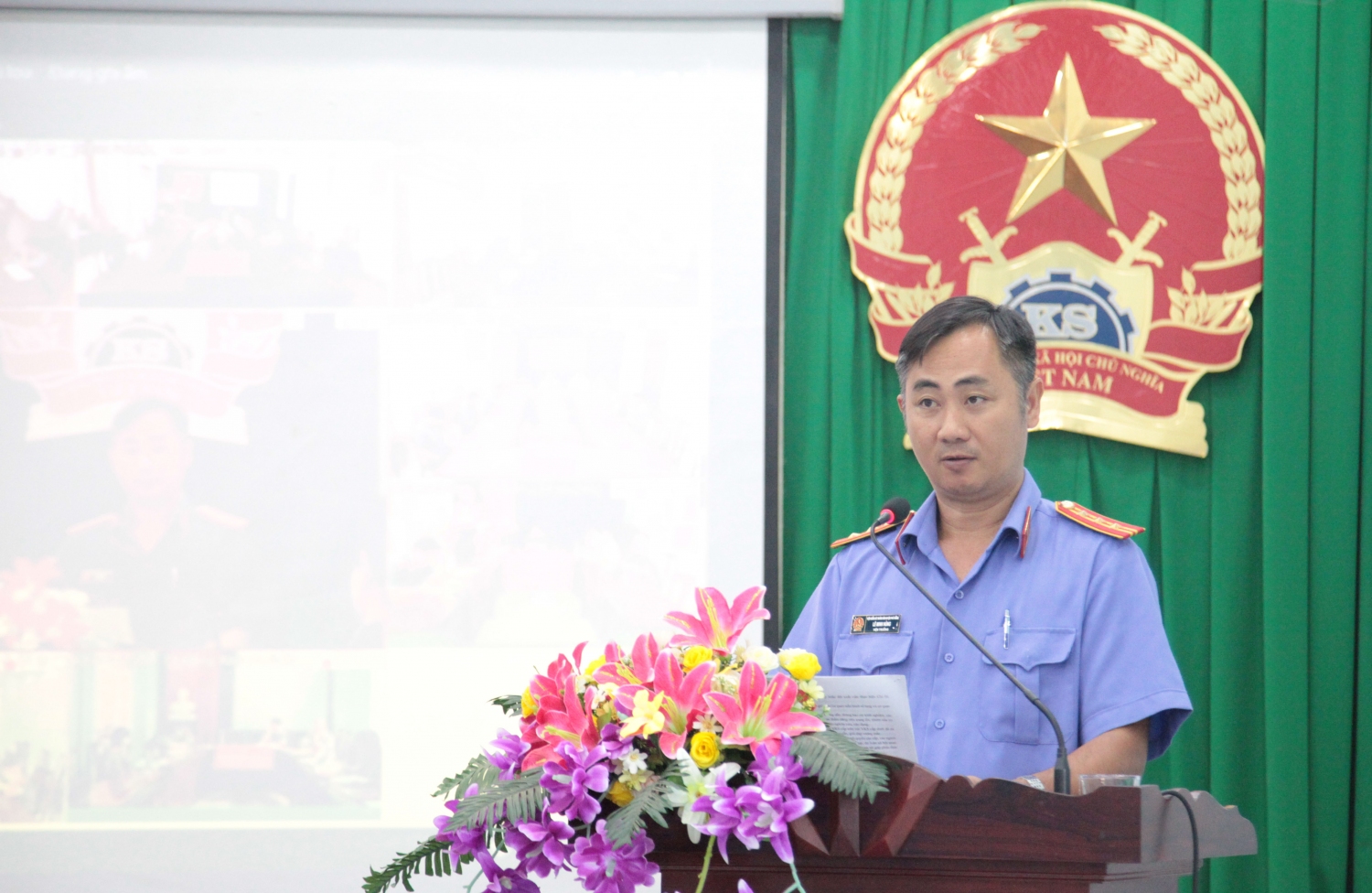 dai diện vks huyện phú riềng
