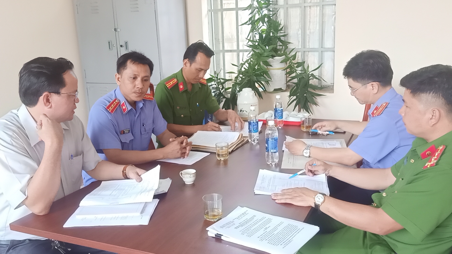 Trực tiếp kiểm sát án thi hành án hình sự tại UBND các xã, thị trấn trên địa bàn huyện Hớn Quản