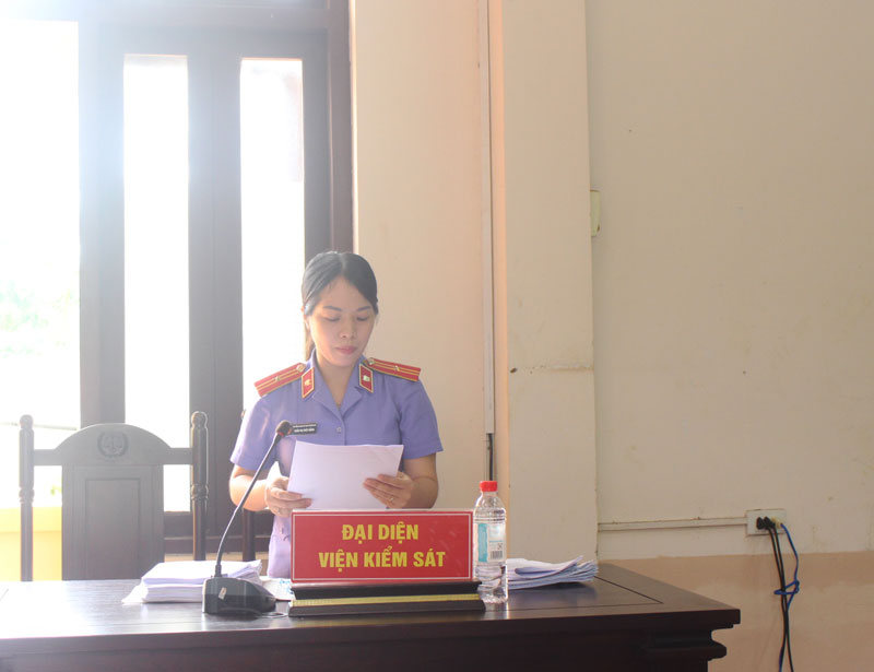 Kiểm sát viên THQCT và KXXX tại phiên tòa