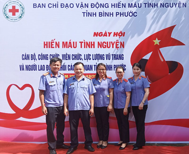Hình hoạt động