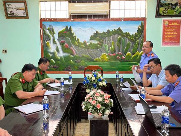 Viện kiểm sát nhân dân tỉnh Bình Phước tiến hành trực tiếp kiểm sát Trại tạm giam Công an tỉnh Bình Phước