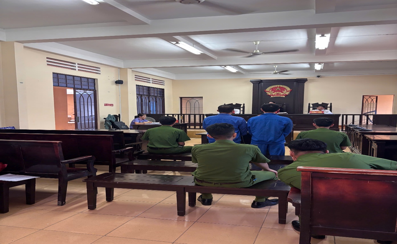 Bản án thích hợp cho các thanh niên không có việc làm ổn định, tụ tập lêu lỏng, tổ chức sử dụng ma túy