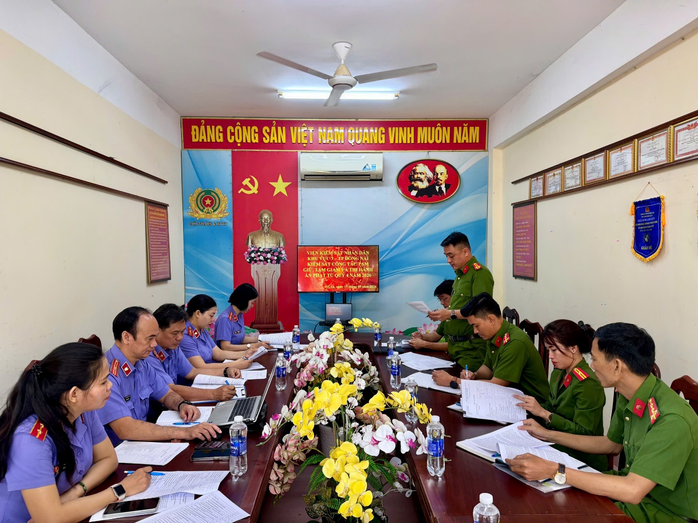 VKSND khu vực 3 - trực tiếp kiểm sát công tác tạm giữ, tạm giam và thi hành án phạt tù tại phân trại tạm giam tân triều – cơ sở 2