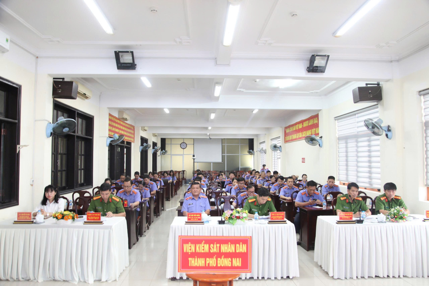 Viện kiểm sát nhân dân thành phố Đồng Nai tổ chức Hội nghị rút kinh nghiệm công tác theo dõi, quản lý Chuyên đề “Trả hồ sơ để điều tra bổ sung giữa các cơ quan tiến hành tố tụng”