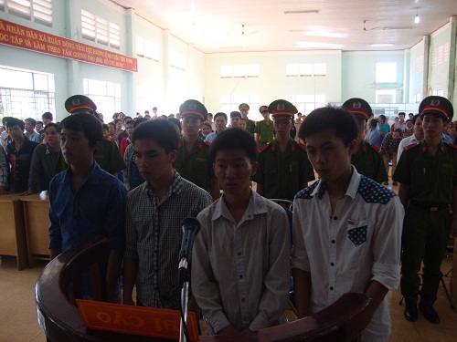 Viện KSND huyện Cẩm Mỹ tham gia xét xử lưu động tại xã Xuân Đông.