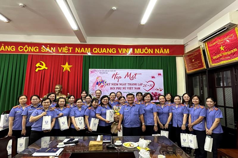 Công đoàn cơ sở Viện kiểm sát nhân dân tỉnh Đồng Nai tổ chức buổi họp mặt kỷ niệm ngày thành lập Hội liên hiệp Phụ nữ Việt Nam 20/10/2024
