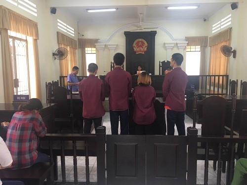 Viện kiểm sát nhân dân huyện Nhơn Trạch phối hợp với Tòa án tổ chức phiên tòa rút kinh nghiệm vụ án hình sự