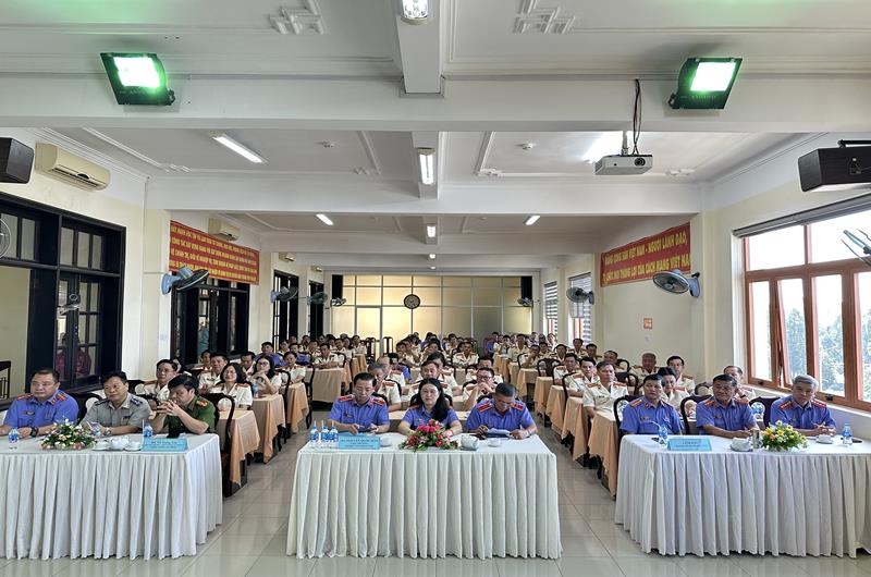 Viện kiểm sát nhân dân tỉnh Đồng Nai tổ chức Lễ công bố và trao các Quyết định bổ nhiệm chức vụ Viện trưởng, Phó Viện trưởng các Viện kiểm sát khu vực