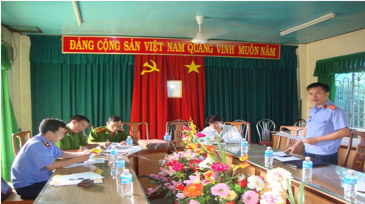 Viện KSND huyện Trảng Bom tiến hành kiểm sát trực tiếp việc tuân theo pháp luật trong công tác thi hành hình phạt tù cho hưởng án treo và cải tạo không giam giữ đối với UBND 06 xã trên địa bàn huyện.