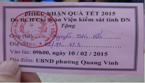 Chi đoàn Viện KSND tỉnh Đồng Nai góp sức chung vui vì người nghèo