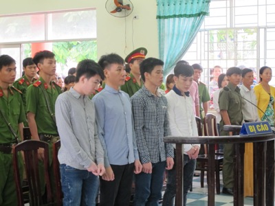 Phiên tòa xét xử lưu động vụ án Nguyễn Trung Hiếu và đồng phạm