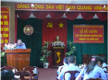 Bế giảng lớp bồi dưỡng chuyên sâu nghiệp vụ kiểm sát án hình sự, dân sự, hành chính, kinh doanh thương mại, lao động
