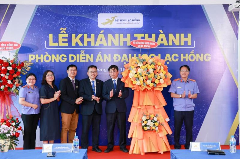 Viện kiểm sát nhân dân tỉnh Đồng Nai tham dự Lễ khánh thành Phòng diễn án tại Trường Đại học Lạc Hồng