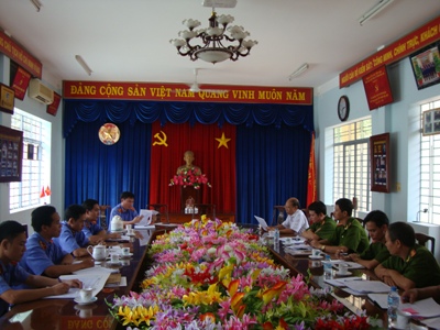 Viện kiểm sát nhân dân huyện Trảng Bom tổ chức họp liên ngành xác định án điểm và án xét xử lưu động quý II năm 2014