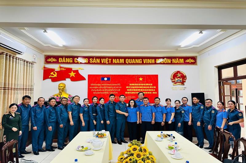 Phân hiệu Trường Đại học Kiểm sát tại thành phố Hồ Chí Minh và Đoàn cán bộ Viện kiểm sát nhân dân nước Cộng hòa dân chủ nhân dân Lào và đến thăm và làm việc tại Viện kiểm sát nhân dân Khu vực 1 - Đồng Nai